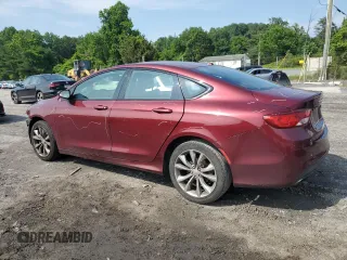 2015 Chrysler 200 S z VIN 1C3CCCBB2FN746132, wystawiony jako Copart lot #59660915 z przebiegiem 142 663 mil mil oraz Szkoda całkowita • Salvage title. Historia ofert i sprzedaży dostępna na DreamBid. Obrazek 2.