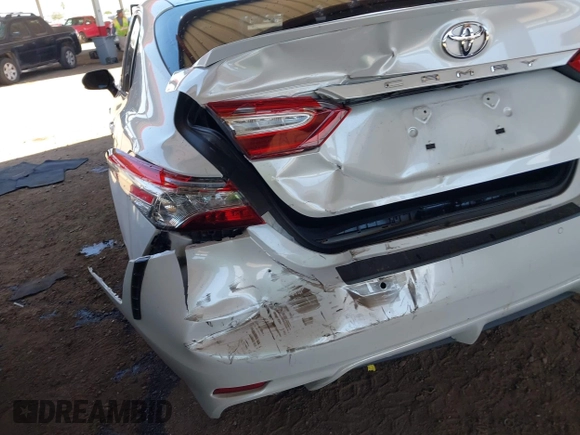 2018 Toyota Camry XSE with VIN 4T1BZ1HK3JU014085, listed as a IAAI auction lot 42235395 with 67,447 mi miles and . Bid and sale history available at DreamBid. Image 6.