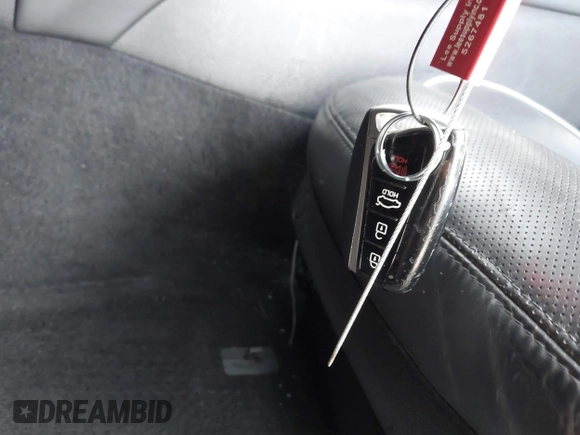 2015 Hyundai Genesis 3.8L with VIN KMHGN4JE3FU080540, listed as a IAAI auction lot 39274450 with 144,269 mi miles. Bid and sale history available at carsss.com. Image 11.