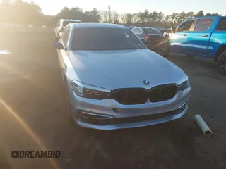 2019 BMW 5 Series 540i xDrive z VIN WBAJE7C57KWW15776, wystawiony jako IAAI lot #41089486 z przebiegiem 116 264 mil mil oraz . Historia ofert i sprzedaży dostępna na DreamBid. Obrazek 12.