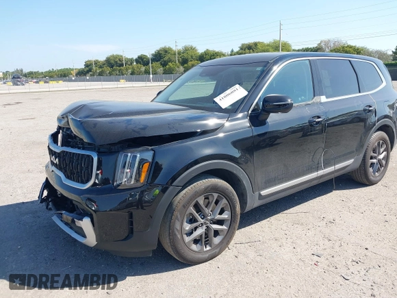 2024 Kia Telluride LX z VIN 5XYP24GC6RG482724, wystawiony jako IAAI lot #41806081 z przebiegiem 37 700 mil mil oraz . Historia ofert i sprzedaży dostępna na DreamBid. Obrazek 18.