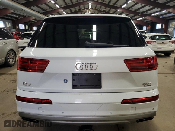 2017 Audi Q7 Premium Plus with VIN WA1LAAF73HD018687, listed as a Copart auction lot 45411145 with 110,040 mi miles and Clean title. Bid and sale history available at DreamBid. Image 6.