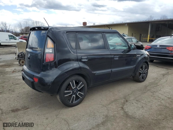 2010 Kia Soul ! with VIN KNDJT2A26A7128114, listed as a Copart auction lot 50699655 with 306,374 mi miles and Salvage Title. Bid and sale history available at carsss.com. Image 3.