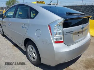 2011 Toyota Prius I with VIN JTDKN3DU8B0266944, listed as a IAAI auction lot 42164570 with 227,422 mi miles. Bid and sale history available at carsss.com. Image 3.