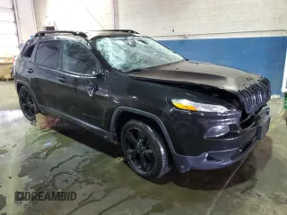 2015 Jeep Cherokee Latitude with VIN 1C4PJMCB5FW727463, listed as a Copart auction lot 89093975 with 116,238 mi miles and Clean Title. Bid and sale history available at DreamBid. Image 4.
