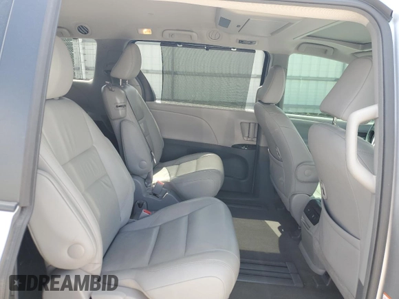 2017 Toyota Sienna XLE Auto Access Seat with VIN 5TDYZ3DC9HS820214, listed as a Copart auction lot 65401205 with 172,084 mi miles and Salvage title. Bid and sale history available at DreamBid. Image 11.