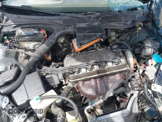 1997 Honda Civic LX z VIN 2HGEJ6671VH574878, wystawiony jako IAAI lot #42332735 z przebiegiem 246 181 mil mil oraz . Historia ofert i sprzedaży dostępna na DreamBid. Obrazek 10.