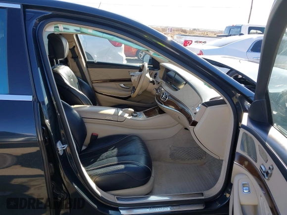 2014 Mercedes-Benz S-Class S 550 with VIN WDDUG8CB0EA040062, listed as a IAAI auction lot 41284147 with 141,060 mi miles. Bid and sale history available at carsss.com. Image 5.