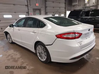 2016 Ford Fusion SE with VIN 3FA6P0HDXGR381613, listed as a IAAI auction lot 41976635 with 116,791 mi miles. Bid and sale history available at carsss.com. Image 3.