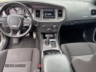 2020 Dodge Charger Scat Pack z VIN 2C3CDXGJ6LH175883, wystawiony jako Copart lot #57995145 z przebiegiem 27 247 mil mil oraz Szkody całkowita. Historia ofert i sprzedaży dostępna na DreamBid. Obrazek 9.