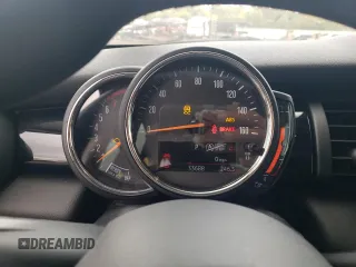 2021 MINI Hardtop 4 Door Oxford Edition z VIN WMWXU7C08M2M95160, wystawiony jako Copart lot #74030274 z przebiegiem 33 688 mil mil oraz Szkoda całkowita • Salvage title. Historia ofert i sprzedaży dostępna na DreamBid. Obrazek 9.