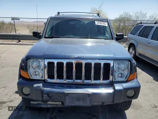 2008 Jeep Commander Limited z VIN 1J8HG58298C243410, wystawiony jako Copart lot #53682205 z przebiegiem 181 388 mil mil oraz Szkoda całkowita • Salvage title. Historia ofert i sprzedaży dostępna na DreamBid. Obrazek 5.