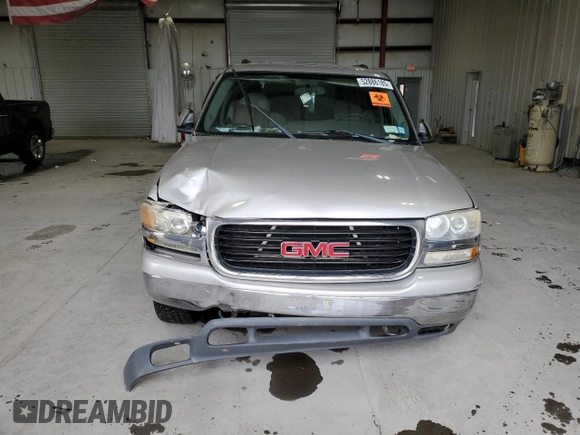 2004 GMC Yukon SLT with VIN 1GKEK13V14R110395, listed as a Copart auction lot 52886185 with 0 mi miles and Salvage Title. Bid and sale history available at carsss.com. Image 5.