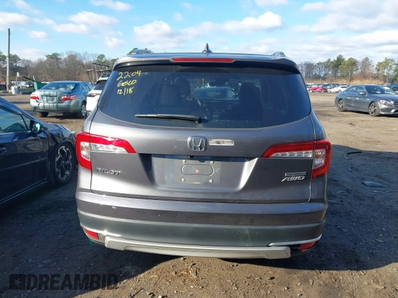 2022 Honda Pilot Touring 7-Passenger with VIN 5FNYF6H62NB010647, listed as a IAAI auction lot 41199560 with 102,066 mi miles. Bid and sale history available at carsss.com. Image 16.