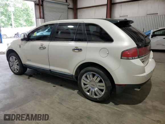 2008 Lincoln MKX z VIN 2LMDU88C68BJ18924, wystawiony jako Copart lot #55181105 z przebiegiem 118 699 mil mil oraz Czysty tytuł • Clean title. Historia ofert i sprzedaży dostępna na DreamBid. Obrazek 2.
