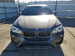 2017 BMW X6 sDrive35i with VIN 5UXKU0C3XH0G68923, listed as a Copart auction lot 83818484 with 0 mi miles and Salvage Title. Bid and sale history available at carsss.com. Image 5.