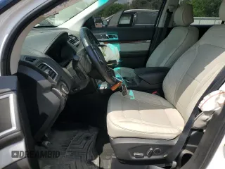 2016 Ford Explorer Platinum z VIN 1FM5K8HT1GGD00026, wystawiony jako Copart lot #56985155 z przebiegiem 87 506 mil mil oraz Szkoda całkowita • Salvage title. Historia ofert i sprzedaży dostępna na DreamBid. Obrazek 7.