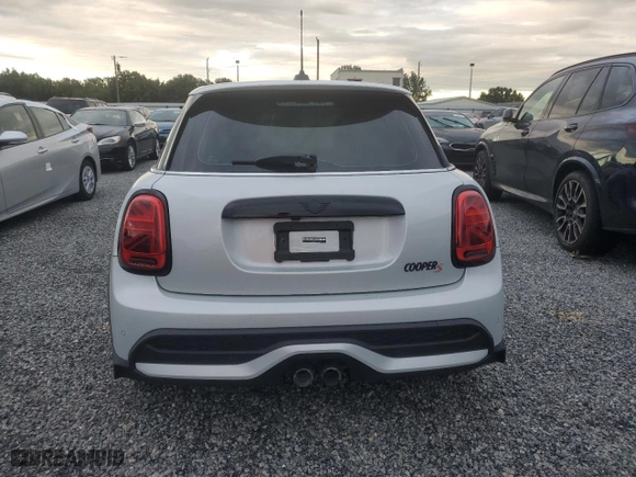 2023 MINI Hardtop 4 Door Cooper S with VIN WMW53DK03P2T16781, listed as a Copart auction lot 74671614 with 0 mi miles and Non Repairable. Bid and sale history available at carsss.com. Image 6.