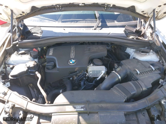 2015 BMW X1 sDrive28i with VIN WBAVM1C53FV317173, listed as a IAAI auction lot 41586385 with 146,068 mi miles. Bid and sale history available at carsss.com. Image 10.