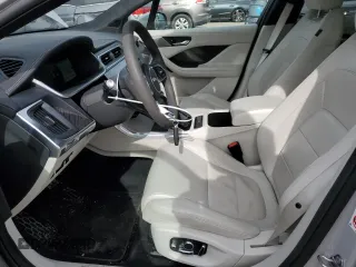2019 Jaguar I-PACE HSE with VIN SADHD2S11K1F72420, listed as a Copart auction lot 45223425 with 35,514 mi miles and Salvage Title. Bid and sale history available at carsss.com. Image 7.