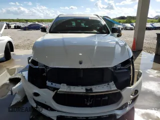 2021 Maserati Levante S with VIN ZN661YUA5MX377539, listed as a Copart auction lot 40783994 with 36,604 mi miles. Bid and sale history available at carsss.com. Image 5.