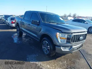 2022 Ford F-150 XL with VIN 1FTFW1E80NKE99701, listed as a IAAI auction lot 41621343 with 34,293 mi miles. Bid and sale history available at carsss.com. Image 1.