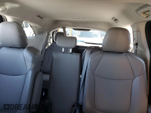 2022 Toyota Sienna XLE with VIN 5TDJRKEC4NS124379, listed as a Copart auction lot 49400375 with 222,972 mi miles and Non Repairable. Bid and sale history available at carsss.com. Image 10.