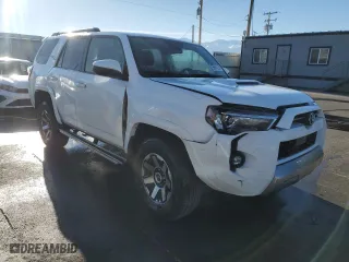 2022 Toyota 4Runner TRD Off Road with VIN JTEPU5JR8N6030540, listed as a Copart auction lot 42329585 with 72,760 mi miles and Clean Title. Bid and sale history available at carsss.com. Image 4.
