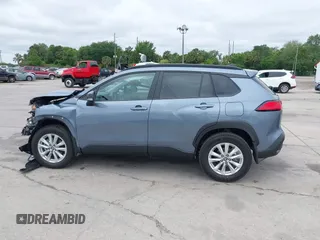 2025 Toyota Corolla Cross LE с VIN 7MUCAAAG9SV129579, выставлен на аукционе IAAI как лот 41976454 с пробегом 91 миль миль и . История ставок и продаж доступна на DreamBid. Изображение 14.