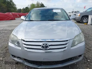 2006 Toyota Avalon XL with VIN 4T1BK36B76U124101, listed as a IAAI auction lot 41859964 with 135,255 mi miles. Bid and sale history available at carsss.com. Image 13.