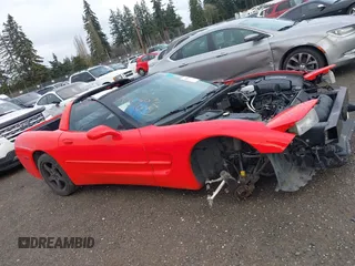 2004 Chevrolet Corvette with VIN 1G1YY22G545121321, listed as a IAAI auction lot 41601136 with 1 mi miles. Bid and sale history available at carsss.com. Image 12.
