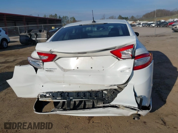 2015 Ford Fusion SE with VIN 1FA6P0HD2F5108523, listed as a IAAI auction lot 41894138 with 98,595 mi miles. Bid and sale history available at carsss.com. Image 16.