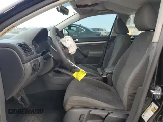 2009 Volkswagen Jetta S z VIN 3VWJM71K49M094862, wystawiony jako Copart lot #51166725 z przebiegiem 121 849 mil mil oraz Szkoda całkowita • Salvage title. Historia ofert i sprzedaży dostępna na DreamBid. Obrazek 7.