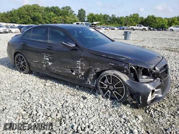 2020 Mercedes-Benz C 300 with VIN 55SWF8DB4LU331784, listed as a Copart auction lot 60528855 with 110,218 mi miles and Salvage title. Bid and sale history available at DreamBid. Image 4.