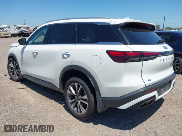 2024 Infiniti QX60 Luxe with VIN 5N1DL1FS0RC338206, listed as a IAAI auction lot 42236710 with 17,837 mi miles and . Bid and sale history available at DreamBid. Image 3.
