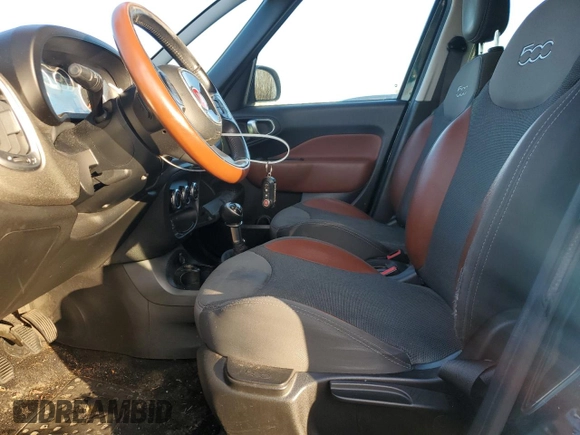 2014 FIAT 500L Trekking with VIN ZFBCFADH2EZ014621, listed as a Copart auction lot 83157814 with 142,670 mi miles and Clean Title. Bid and sale history available at DreamBid. Image 7.