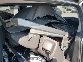 2018 Honda Odyssey Elite with VIN 5FNRL6H94JB010442, listed as a Copart auction lot 62077815 with 118,058 mi miles and Salvage title. Bid and sale history available at DreamBid. Image 13.