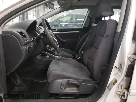 2008 Volkswagen Rabbit S с VIN WVWDB71K38W329868, выставлен на аукционе Copart как лот 45488295 с пробегом 148 723 миль миль и Чистый • Clean title. История ставок и продаж доступна на DreamBid. Изображение 7.