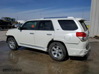 2011 Toyota 4Runner SR5 with VIN JTEZU5JR8B5019290, listed as a Copart auction lot 45624575 with 216,851 mi miles and Salvage Title. Bid and sale history available at carsss.com. Image 2.