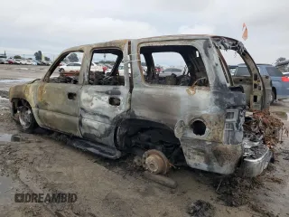 2003 Chevrolet Tahoe LS z VIN 1GNEC13T23J285248, wystawiony jako Copart lot #82634824 z przebiegiem Nie podano mil oraz Nie do naprawy • Non repairable. Historia ofert i sprzedaży dostępna na DreamBid. Obrazek 2.
