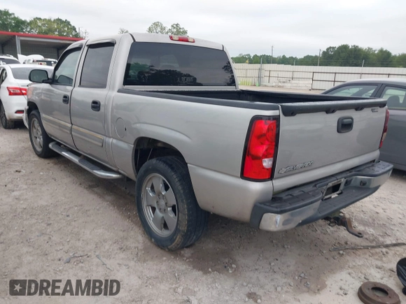 2007 Chevrolet Silverado 1500 LS with VIN 2GCEC13VX71117920, listed as a IAAI auction lot 42005890 with 341,628 mi miles and . Bid and sale history available at DreamBid. Image 3.