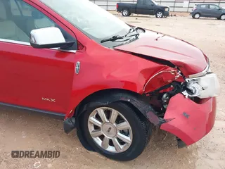 2008 Lincoln MKX with VIN 2LMDU68C98BJ09848, listed as a IAAI auction lot 42183618 with 105,847 mi miles and . Bid and sale history available at DreamBid. Image 19.