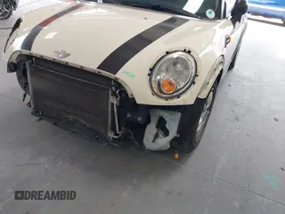 2012 MINI Hardtop with VIN WMWSU3C59CT541943, listed as a IAAI auction lot 42107901 with 139,230 mi miles and . Bid and sale history available at DreamBid. Image 6.