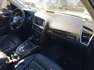 2014 Audi Q5 Premium Plus with VIN WA1LFAFP5EA123679, listed as a IAAI auction lot 40838862 with 161,974 mi miles. Bid and sale history available at carsss.com. Image 5.