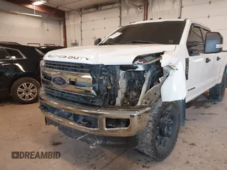 2017 Ford F-250 Lariat z VIN 1FT7W2BTXHEC81609, wystawiony jako IAAI lot #41497213 z przebiegiem 176 644 mil mil oraz . Historia ofert i sprzedaży dostępna na DreamBid. Obrazek 6.