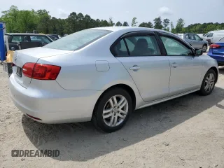 2012 Volkswagen Jetta S с VIN 3VW1K7AJ3CM353619, выставлен на аукционе Copart как лот 53984285 с пробегом 132 382 миль миль и Списание • Salvage title. История ставок и продаж доступна на DreamBid. Изображение 3.