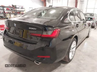 2025 BMW 3 Series 330i xDrive with VIN 3MW89CW03S8F07417, listed as a IAAI auction lot 41645759 with 1,345 mi miles. Bid and sale history available at carsss.com. Image 4.