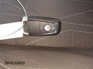 2021 Ford EcoSport SE z VIN MAJ3S2GE6MC447043, wystawiony jako IAAI lot #41878148 z przebiegiem 42 931 mil mil oraz . Historia ofert i sprzedaży dostępna na DreamBid. Obrazek 11.