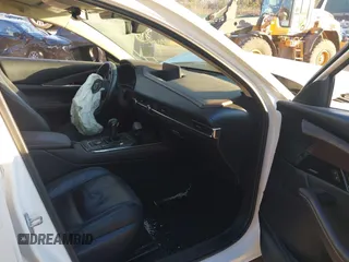 2021 Mazda CX-30 Premium with VIN 3MVDMBDY2MM236118, listed as a IAAI auction lot 41182309 with 32,286 mi miles and . Bid and sale history available at carsss.com. Image 5.