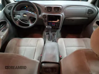 2005 Chevrolet TrailBlazer LS with VIN 1GNDT13S452283436, listed as a Copart auction lot 67575984 with 168,045 mi miles and Clean Title. Bid and sale history available at DreamBid. Image 8.